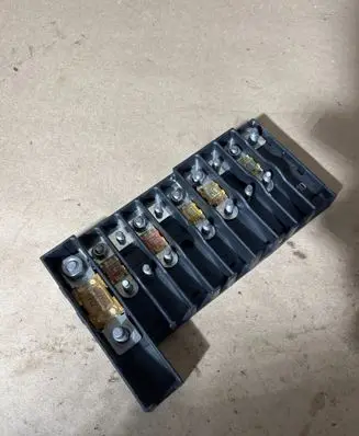 Volkswagen Transporter - Caravelle T5 Fuse module 7H6970187R