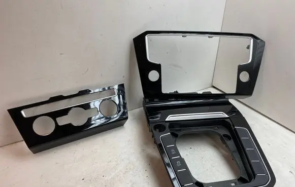 Volkswagen PASSAT B8 Center console decorative trim 3G1858069D 3G1863042