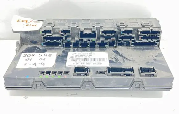 Mercedes-Benz CLK A209 C209 Fuse module 2095450101 5DK00848610