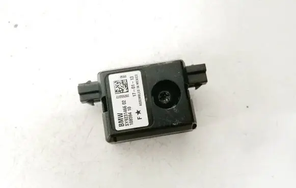 BMW 3 F30 F35 F31 Antenna control unit sy923146602 10859410