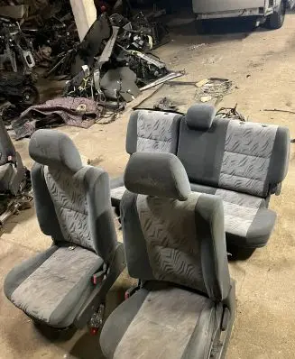 Seat set