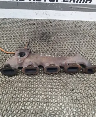Nissan Qashqai Exhaust manifold 140045202R