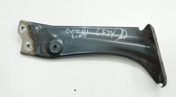 Skoda Octavia Mk3 (5E) Fender mounting bracket 5E0821142AACR 5E0821142A