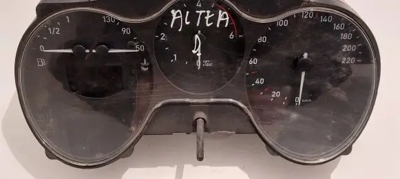 Seat Altea Speedometer (instrument cluster) 5P0920804C V1054151 SEZ2Z0D448234