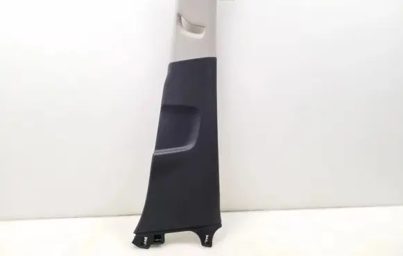 (B) pillar trim (bottom)