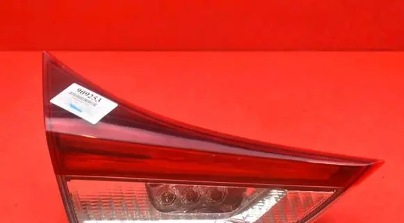 Toyota Auris E180 Rear/tail lights 02-344
