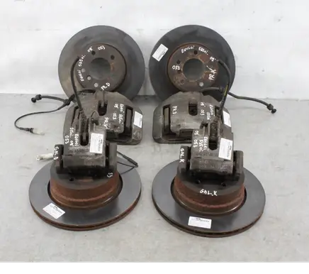 BMW 5 E60 E61 Brake discs and calipers set 6864905 6864053 34166864905
