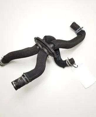 Audi e-tron Electric car engine cooling hoses/pipes 4KL819552A