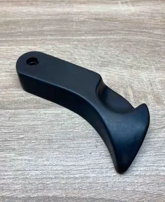 BMW 5 E39 Engine bonnet (hood) release handle 8226621