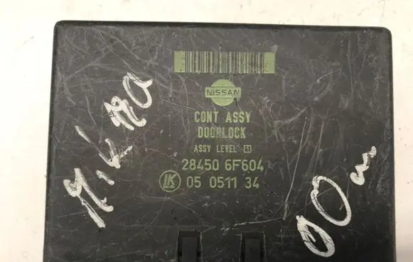 Nissan Micra Other control units/modules 284506F604 05051134