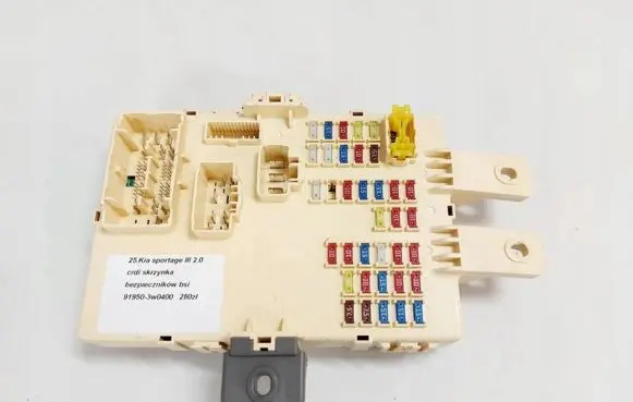 KIA Sportage Fuse box set 91950-3W0400