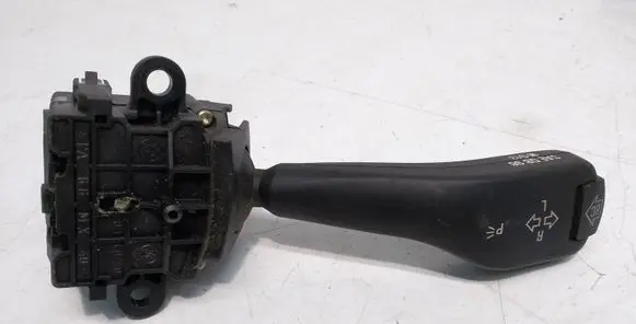 BMW 5 E39 Indicator stalk 8363668