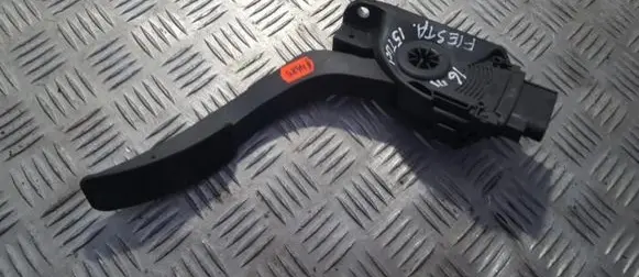 Ford Fiesta Accelerator throttle pedal 8v219f836ab
