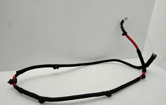Iveco Daily 6th gen Positive cable (battery) 
