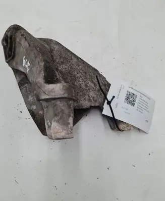 Audi A4 S4 B8 8K Engine mounting bracket 8K0199307AL