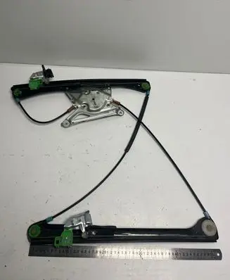 Audi A4 S4 B5 8D Front door manual window regulator 8D0837461