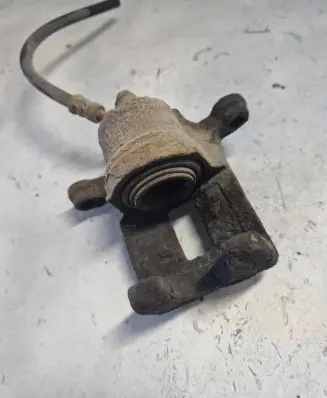 Nissan Murano Z51 Rear brake caliper