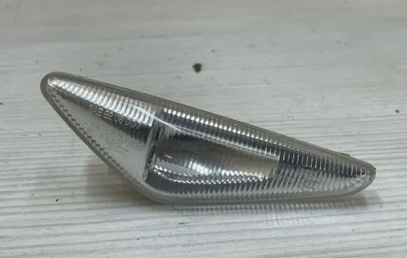 BMW X6 E71 Front fender indicator light 7267977