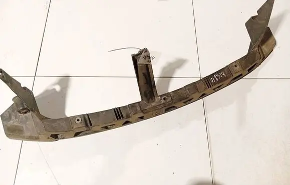 Skoda Superb B5 (3U) Front bumper mounting bracket