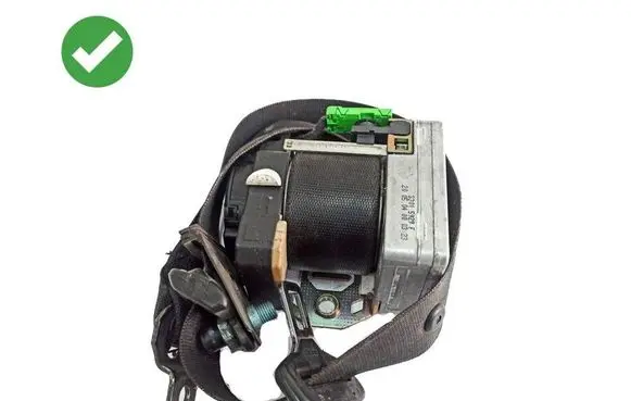 Mercedes-Benz C W203 Front seatbelt 33015929 33015929F 00064577