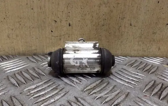 Ford Focus Rear brake cylinder 