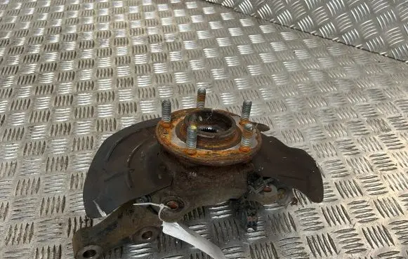 KIA Sportage Front wheel hub