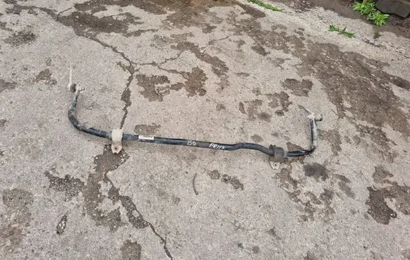 Volkswagen PASSAT B6 Front anti-roll bar/sway bar 3C0411303AC