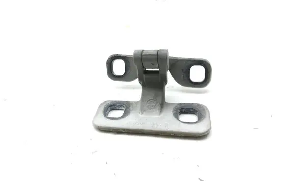BMW X5 E53 Tailgate/trunk/boot hinge 8247667