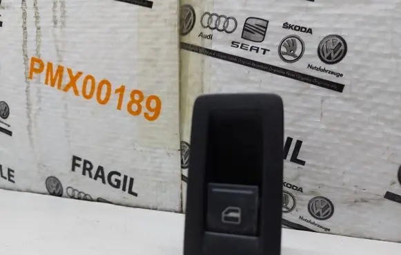 Volkswagen Touran I Electric window control switch 1K0959851 1F0959527