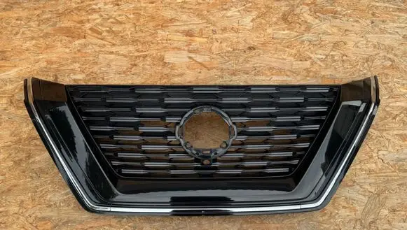 Nissan X-Trail T33 Front bumper upper radiator grill 623106RU0A