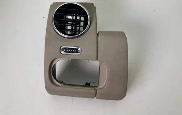 Land Rover Discovery 4 - LR4 Dash center air vent grill AH2201454D