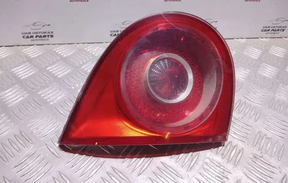 Volkswagen Golf V Tailgate rear/tail lights 1K6945107C