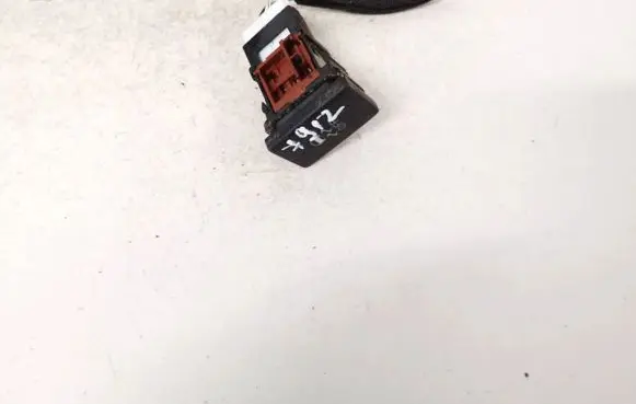 Traction control (ASR) switch