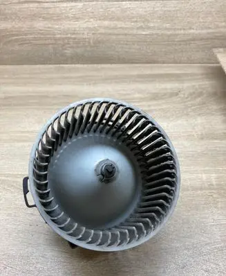 Mazda 5 Heater fan/blower 8940000270 HB111BN7N02