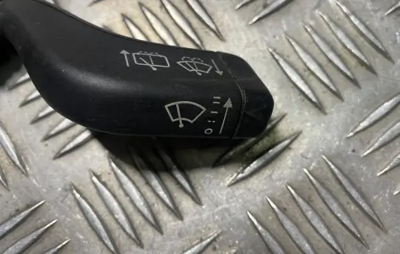 Wiper control stalk