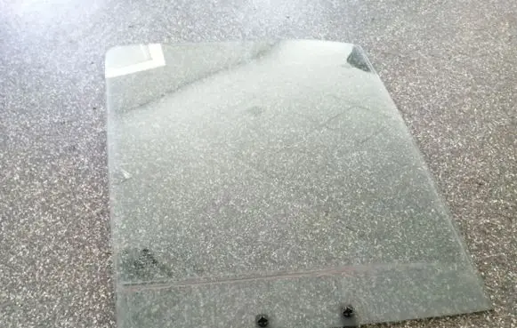 Ford Transit - Tourneo Connect Front door window/glass (coupe) 