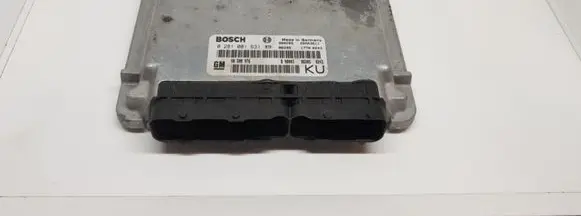 Opel Zafira A Engine control unit/module 0281001631 90508976