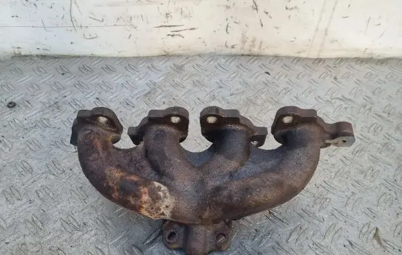 Exhaust manifold
