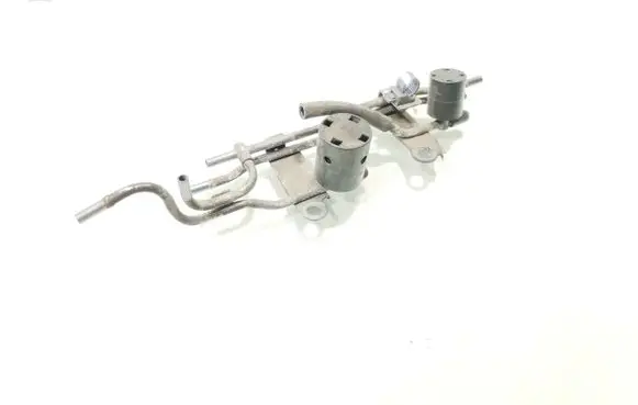 Jaguar S-Type Fuel line pipe 