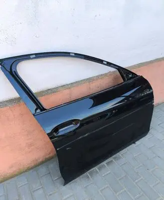 Volkswagen PASSAT B9 Front door