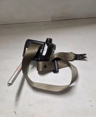 Volvo V70 Middle seatbelt (rear) 6061539L0