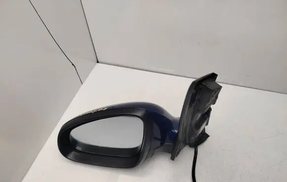 Opel Astra J Front door electric wing mirror