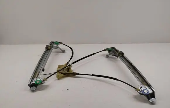 Renault Latitude (L70) Front window lifting mechanism without motor 