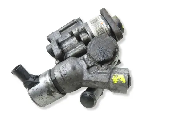 BMW 5 E60 E61 Power steering pump 7697974102