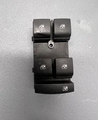Opel Mokka Electric window control switch 13305011