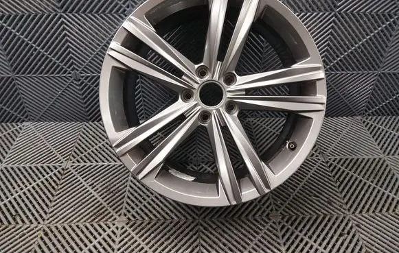 Volkswagen Arteon R18 alloy rim 3G8601025N 8JX18H2ET40