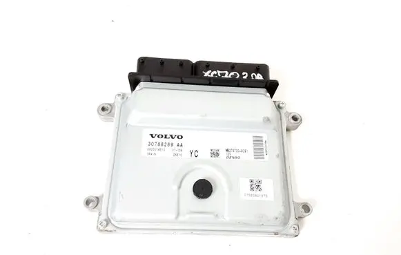 Volvo XC70 Engine control unit/module 30788269AA