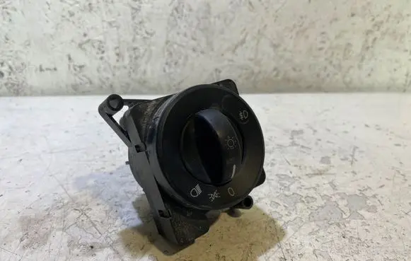 Mercedes-Benz Sprinter W906 Light switch A9065450104 925793