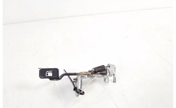 Toyota Avensis Verso Fuel tank opening switch 77306-13030