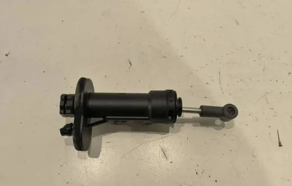 Audi A6 S6 C6 4F Clutch master cylinder 4F0721401B